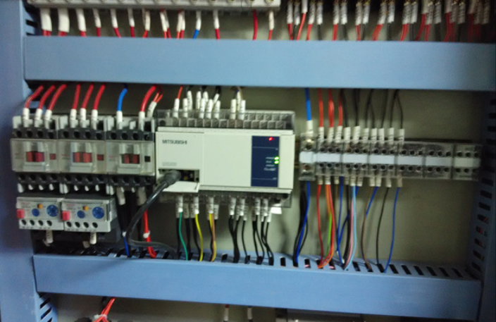 The Importance of Choosing Normally Open and Normally Closed Contacts in PLCs