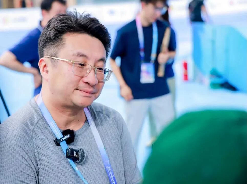 Interview with Tang Jian from Beijing Humanoid Robot Innovation Center: The Humanoid Robot Industry Must Be 'Fully Autonomous'