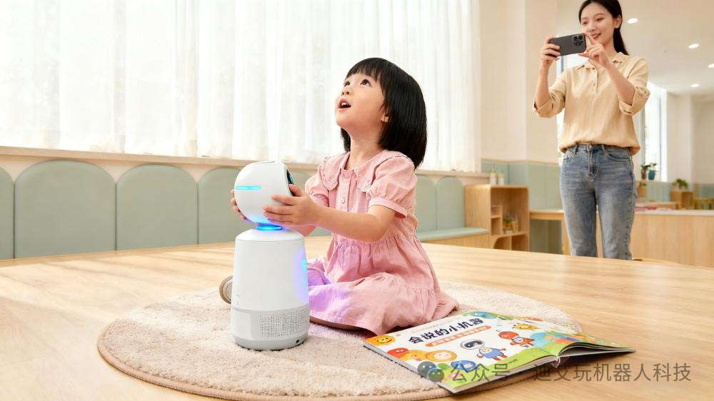 What Are the Differences Between AI, Robotics, and Programming? A Guide for Parents on What Their Children Should Learn
