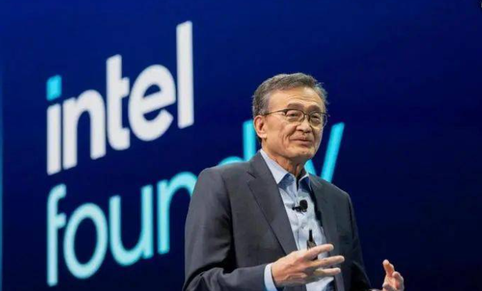 Did Trump Force Out the 'Four Semiconductor Kings'? Intel's Chinese CEO Becomes a Target, Wall Street Stunned: China Won Without Lifting a Finger!