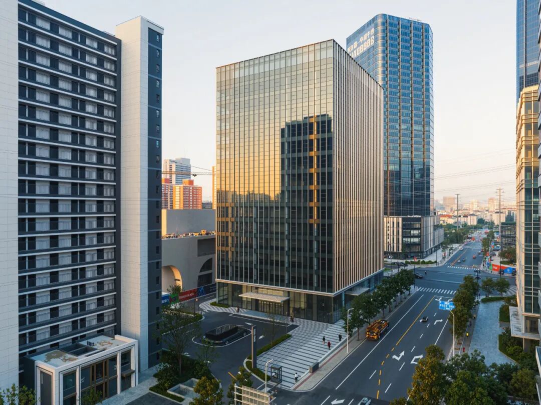 SOM Project: Shanghai Zhenru China Overseas Center