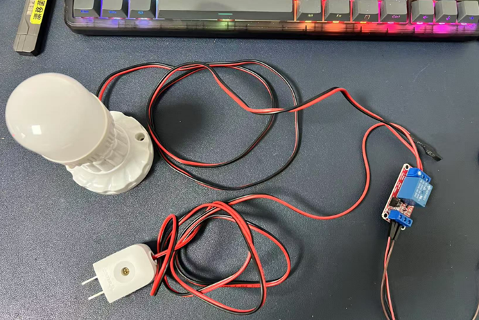 Practical Course on Large Models: Implementing Voice-Controlled Lighting with the Lattepanda Sigma Development Board