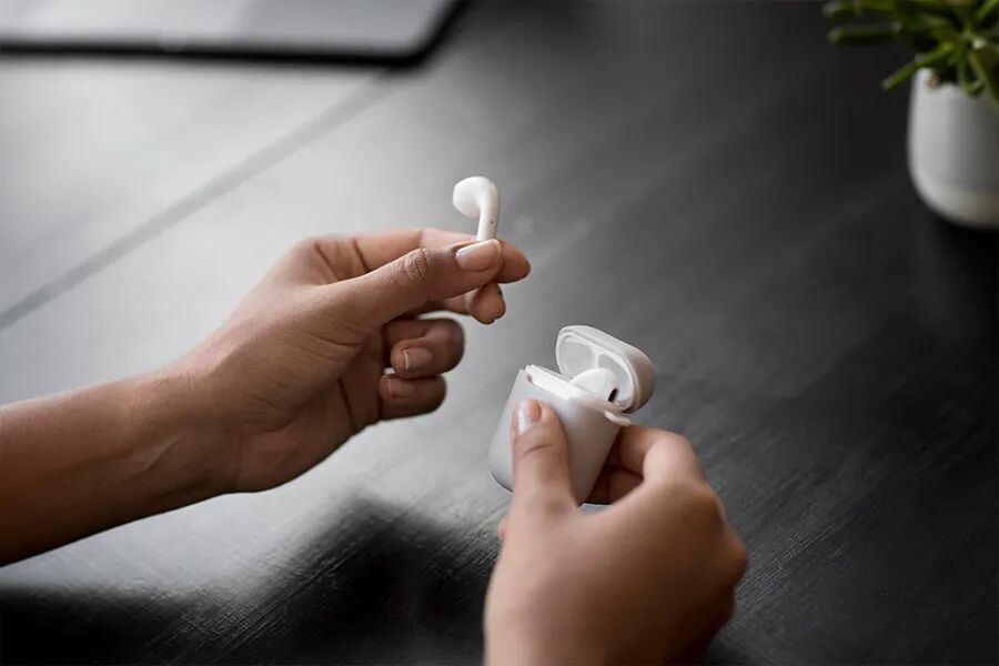 Standards and Procedures for Inspecting Bluetooth Headphones