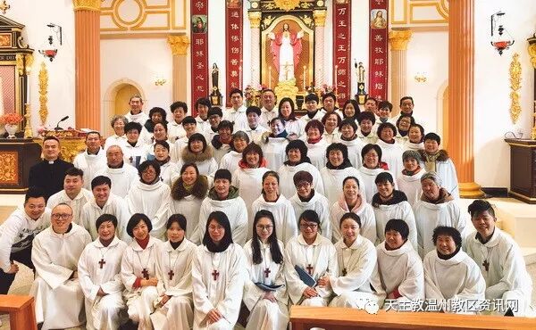 Pilgrimage of the Haixing Praise Group from Wenzhou Diocese to Shanghai