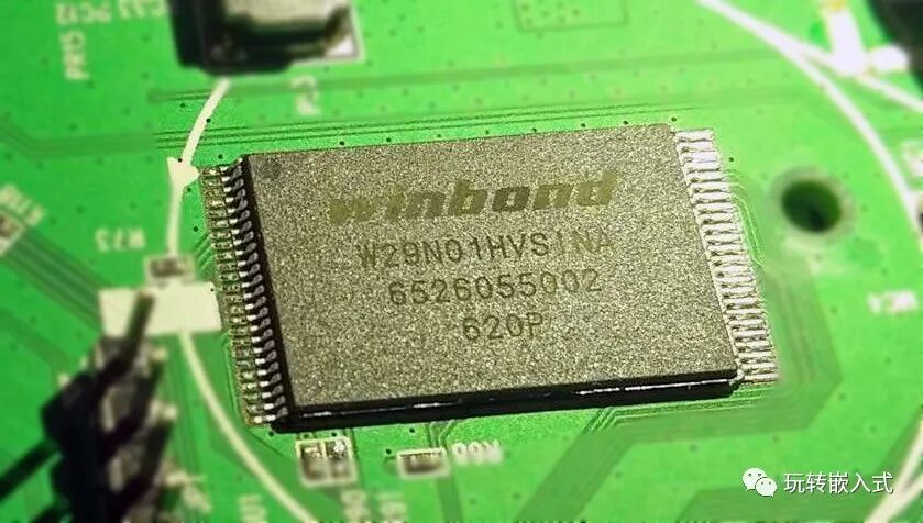 Differences Between EEPROM, FLASH, NAND FLASH, and NOR FLASH