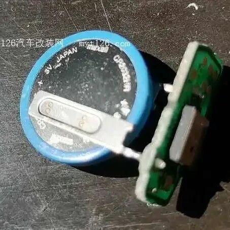 DIY Replacement of the Tire Pressure Sensor Battery for Haval H9