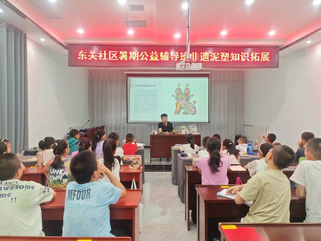 Dongguan Community in Chengguan Town: Embedded Services for All-Age Residents to Enjoy Convenience at Their Doorstep