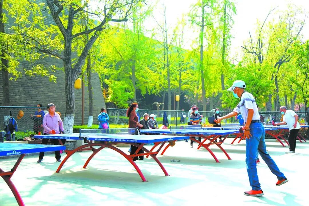 Embedded Fitness Venues Make Exercise Accessible
