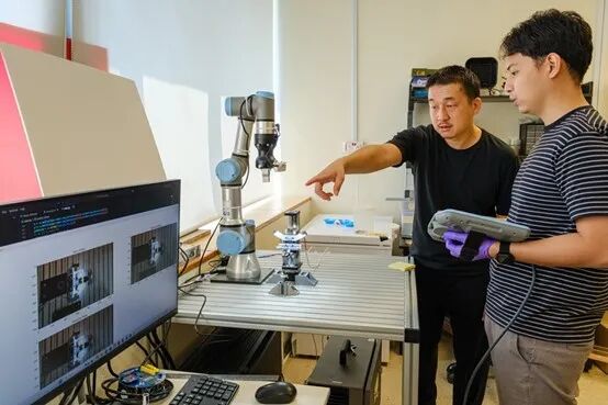 AI-Driven Robotic Assembly of Cyborg Insects for Search and Rescue | NTU Research