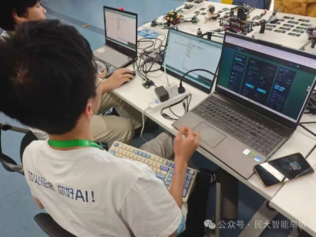 Our Students Achieve Outstanding Results in the 8th (2025) National College Student Embedded Chip and System Design Competition Finals