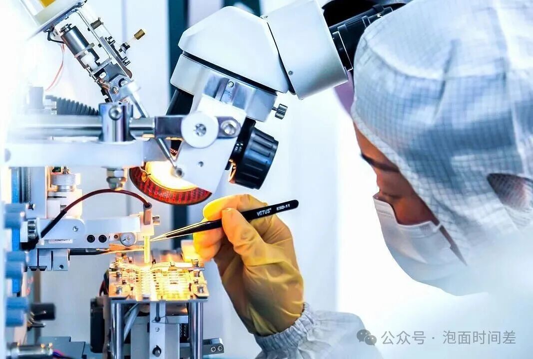 A Conversation with Semiconductor Expert Academician Lu Zhiyuan: Breaking Through the Nanometer Limit, the Biggest Obstacle is the Lithography Machine