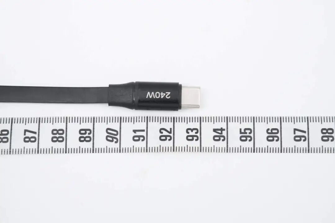 XINLEWEI 240W C-C Fast Charging Retractable Data Cable Review: Dual Retractable + High Power, Convenient Charging and Storage