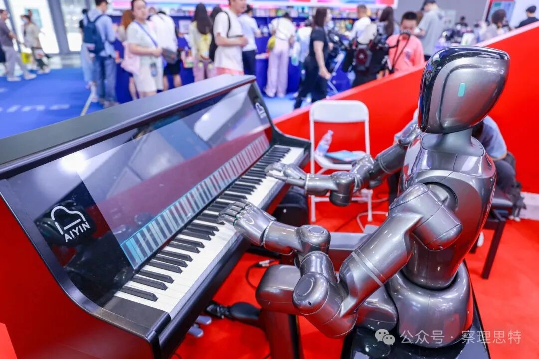 Surge in Production of Drones, Robots, and 3D Printing Equipment! Shenzhen's Industrial Half-Year Report: 650 Billion Yuan Value Added Lays a Solid Foundation for Economic Growth