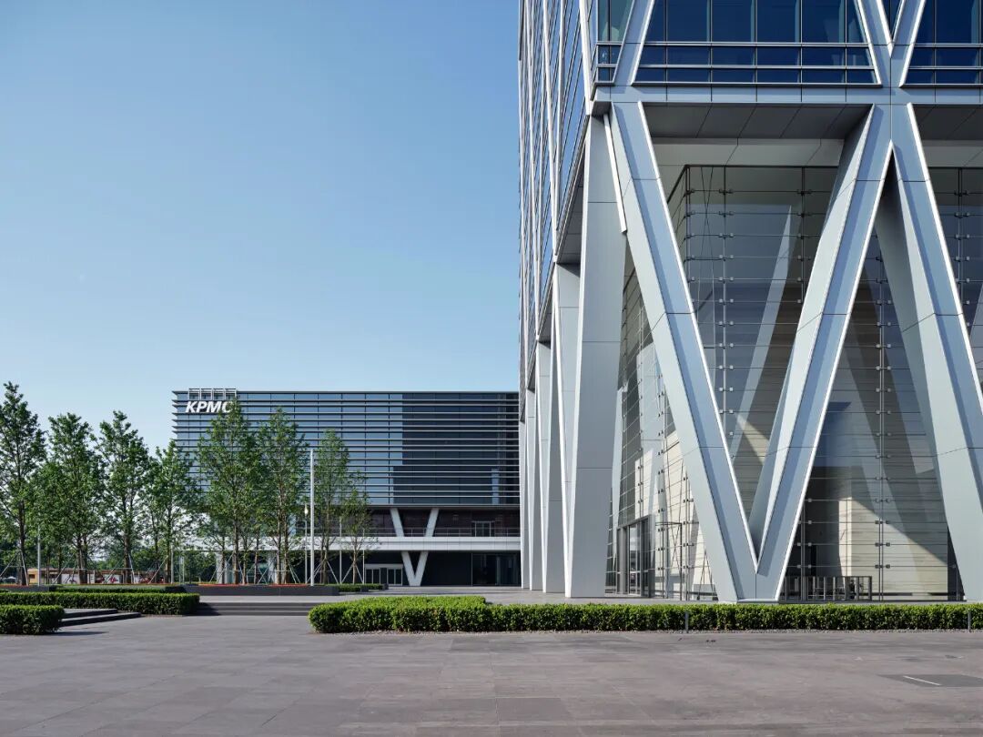 SOM Project: Ningbo Guohua Financial Center