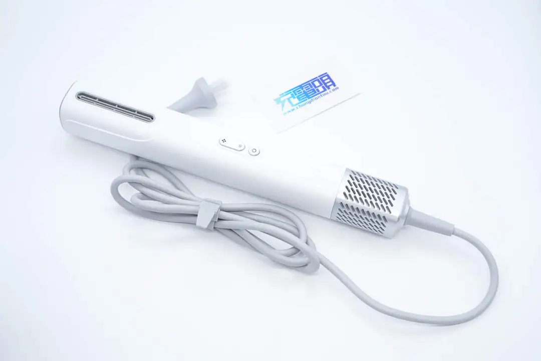 Disassembly of Popular Hair Dryers: Why the MCU Consistently Chooses Micro CMS32M5710