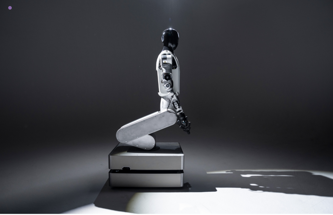 Excavator Giants Venture into Humanoid Robot Manufacturing