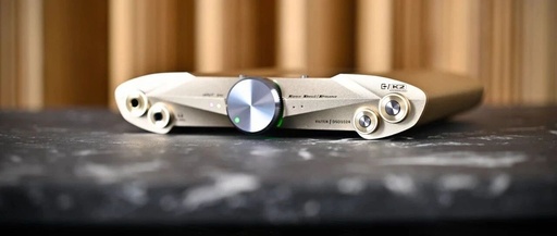 Strange yet 'Unique': Portable High-Performance DAC/Headphone Amplifier iFi Valkyrie