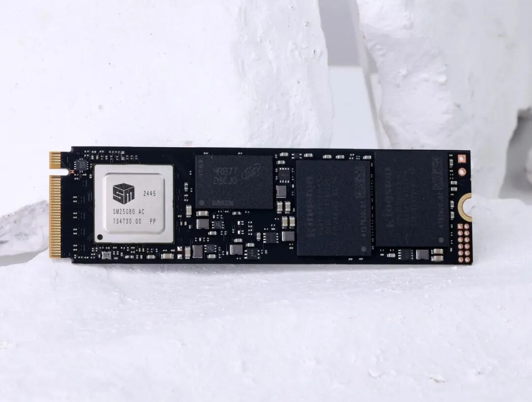 The Arrival of PCIe 5.0 SSD with 4000TB Write Endurance! In-Depth Testing of Kingston FURY Renegade G5