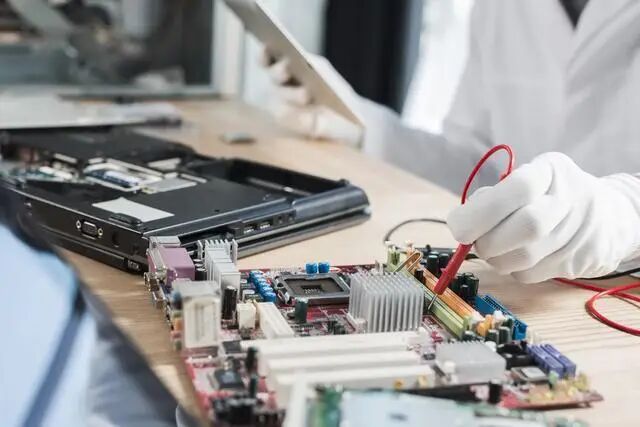 MIT Scientists Discover X-ray Technology to Enhance the Durability of Nuclear Materials and Computer Chips