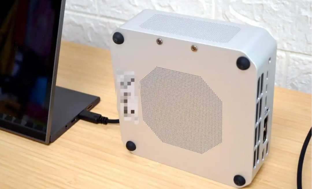 Over 2000 Mini Desktop PCs: Ryzen 7 8845HS, A Minimalist Companion for Desktops?