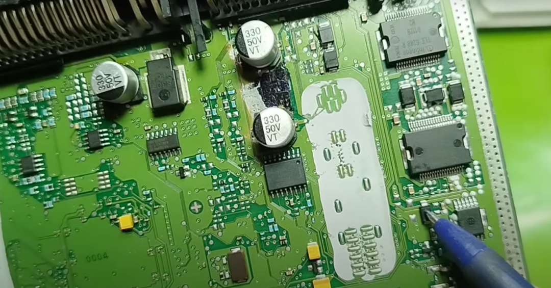 Dissecting the ECU of Kia and Hyundai: Understanding the Function of Each Chip