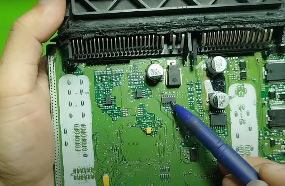 Dissecting the ECU of Kia and Hyundai: Understanding the Function of Each Chip