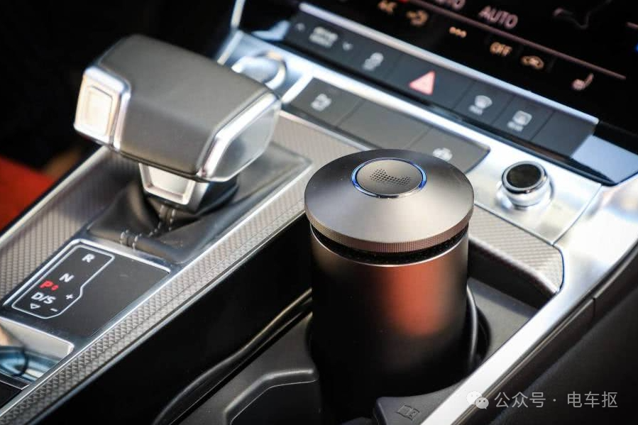 Smart Car Box Priced at 1499 Yuan, Featuring Linux System, AR Navigation, and Smart Home Integration