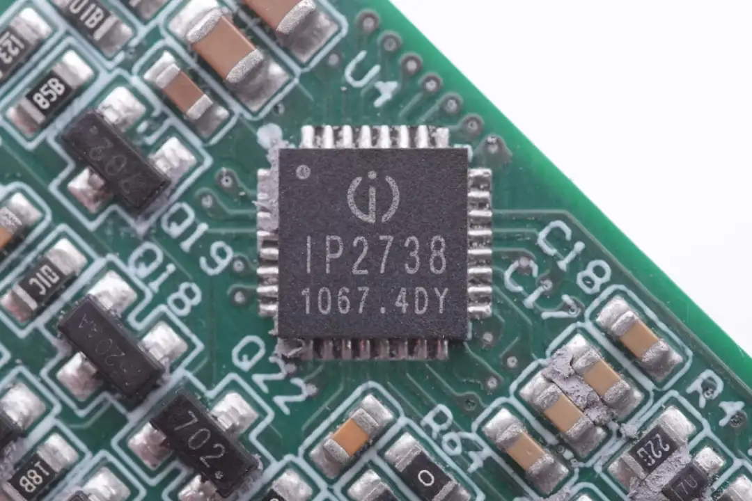 Nine Chip Companies Launch 31 AVS Fast Charging Protocol Chips for iPhone 17!