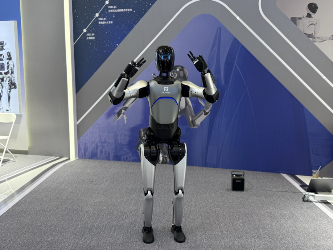 Focusing on AI and Robotics: Voices from Ningbo Business Community