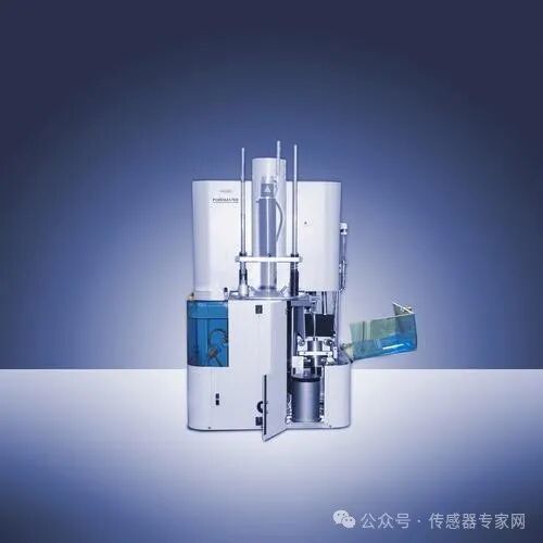 Principles and Applications of Gas Pressure Sensors