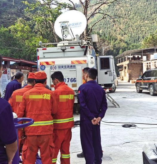 How Wireless Broadband Self-Organizing Networks Ensure Uninterrupted Command in Disaster Areas Before Base Station Activation