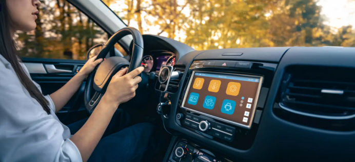 Hailo's Edge Generative AI Empowers Smart Cockpits and IVI