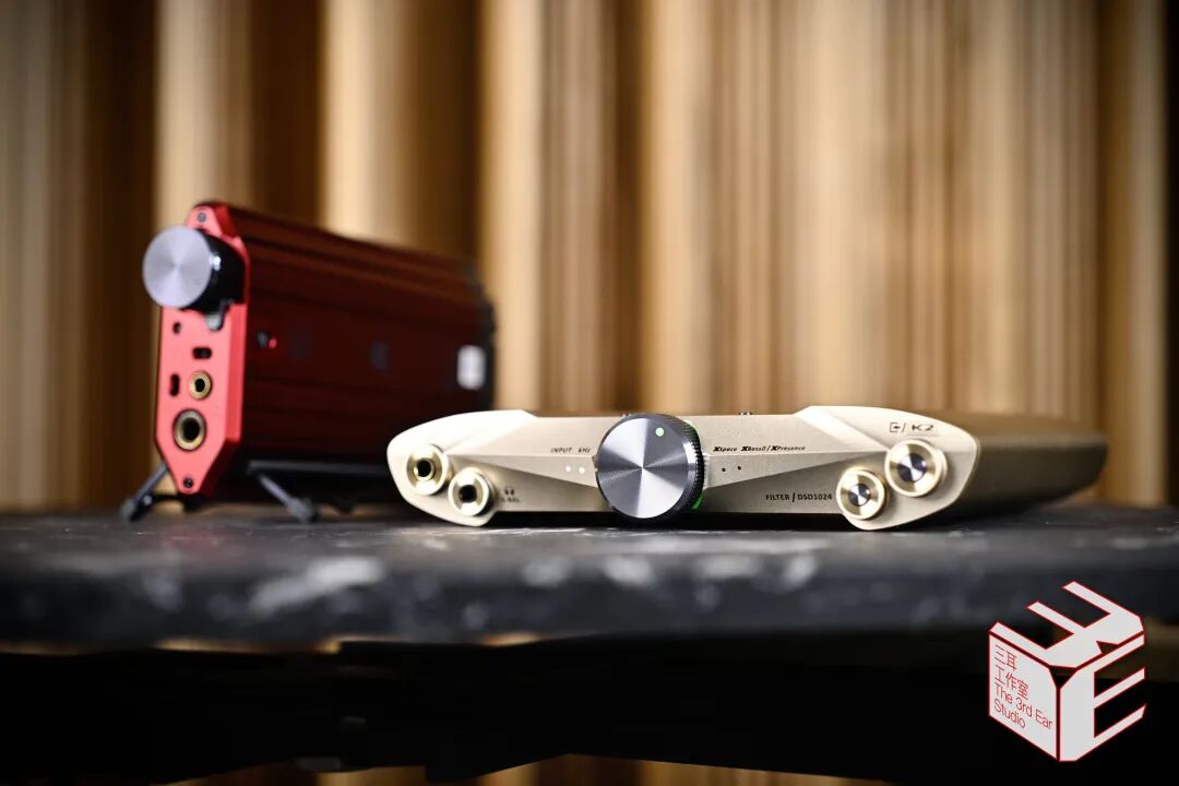 Strange yet 'Unique': Portable High-Performance DAC/Headphone Amplifier iFi Valkyrie