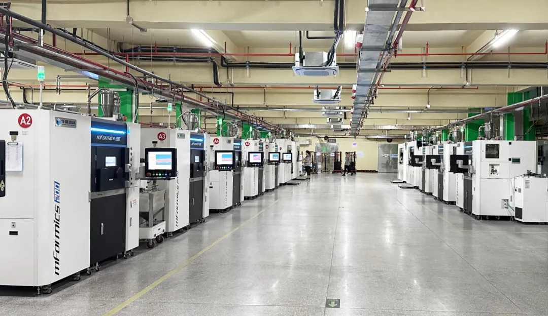 Huashu High-Tech: Over 100 Units of Metal 3D Printing Equipment for Shoe Molds Installed, Leading the Industry in Efficiency and Stability