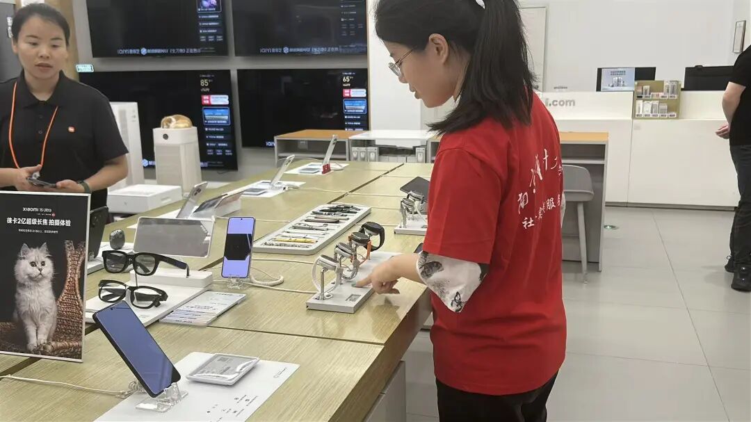 Social Practice | AI Education Robot Research Team: Empowering Education with Technology, AI Leading the Future