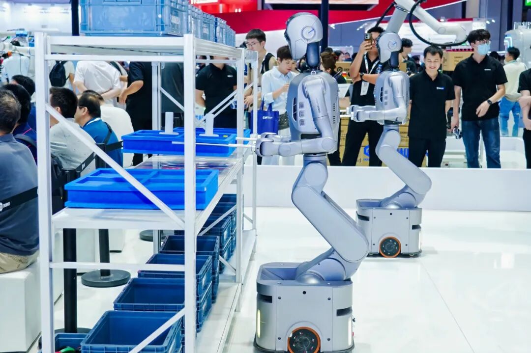 From Robotic Arms to Humanoid Robots: How Yujian Constructs a Leading Embodied Intelligence Infrastructure with a Multi-Modal Full-Stack Product Line