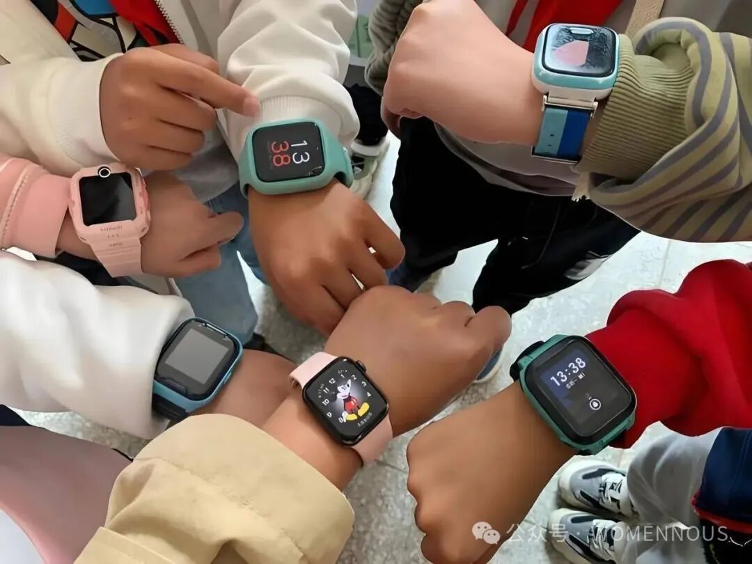 France Bans Smartwatches in Schools! Can We Achieve 'Digital Detox'?