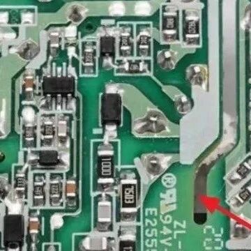 Why Many Power PCBs Have Slot Holes? It's Not Just for Decoration, It's for 'Life Protection'!
