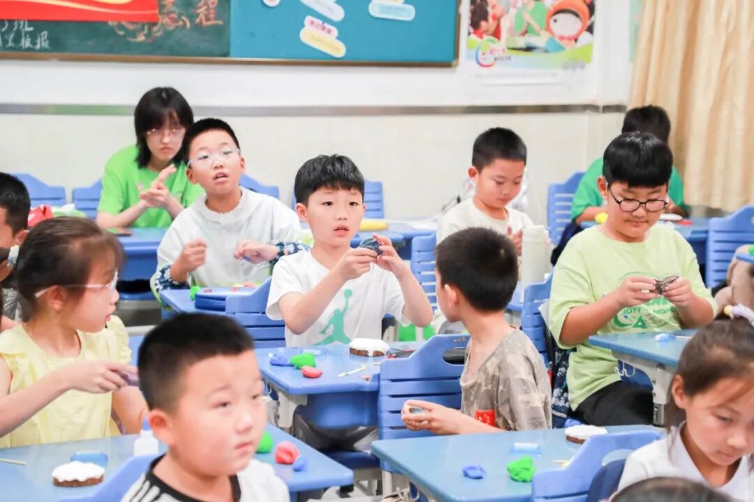 Youth in Fengxian Develop Unique Summer Courses for Kids