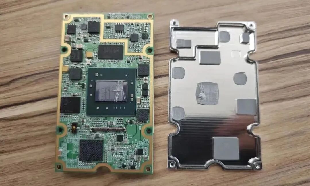 From FPGA to RF Transceiver: Unveiling the Technical Highlights Behind the Silvus SL4200 Radio