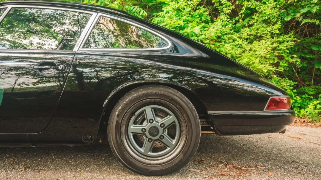 The Allure of Lightweight Design: How the 1966 Porsche 912C Defied Physical Constraints