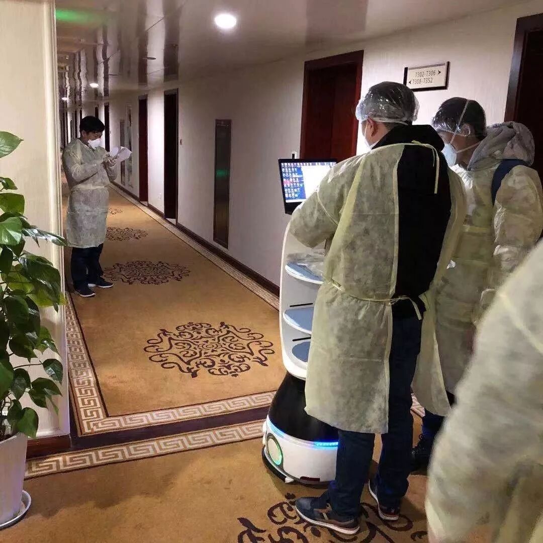 Can Robots Walk Faster with the Help of Artificial Intelligence?