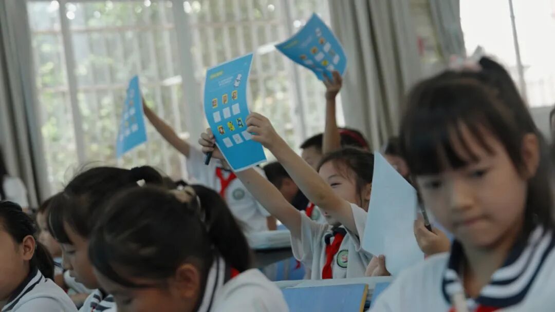 The First AI Robot Teacher in Fuquan City Joins the First Primary School, Opening a New Chapter in the Integration of Arts and Technology in Education