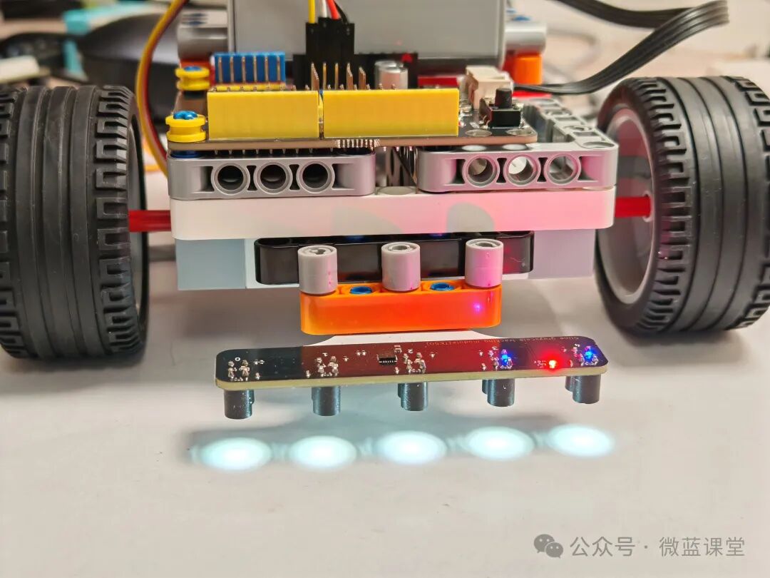 ESP32 | 5-Channel Gray Line Tracking Sensor