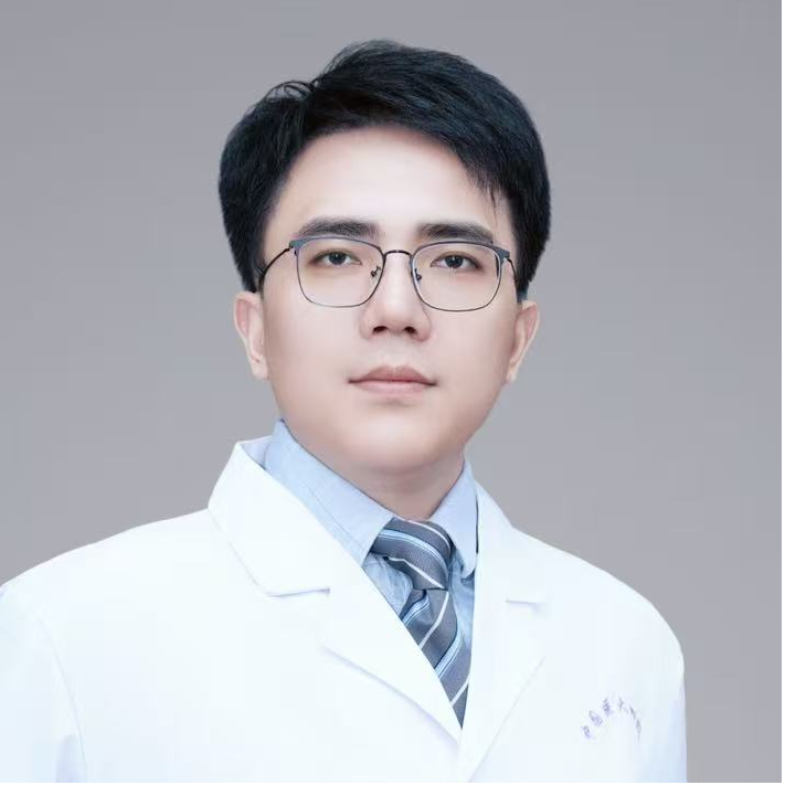 Application of the C-Balloon® Catheter Combined with the PathGuard® Umbrella for Endovascular Treatment of Floating Thrombus at the Carotid Artery Bifurcation