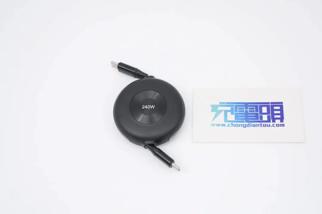 XINLEWEI 240W C-C Fast Charging Retractable Data Cable Review: Dual Retractable + High Power, Convenient Charging and Storage