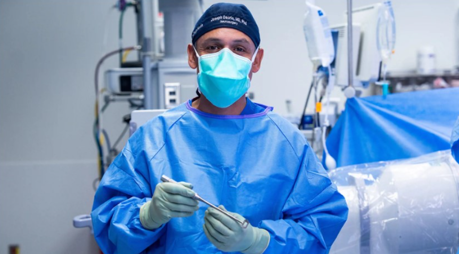 UC San Diego Performs World's First Anterior Cervical Surgery with Fully Customized 3D Printed Implants
