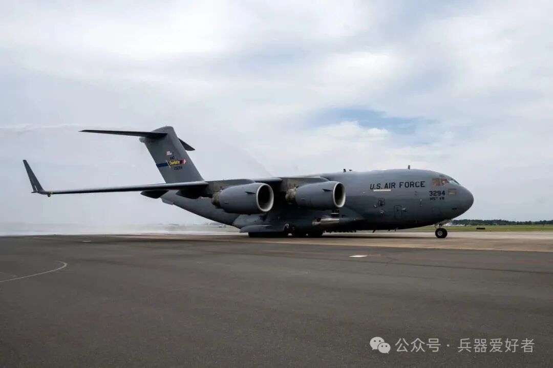 The Future Replacement of the C-5 Galaxy and C-17 Globemaster III Transport Aircraft by a Single Model