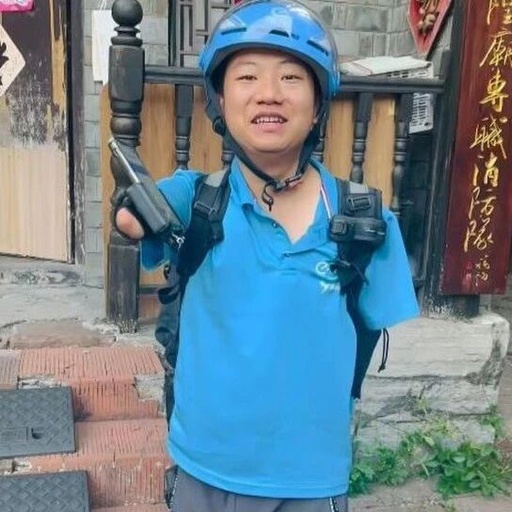 Armless Chinese Man Delivers Food on Unicycle