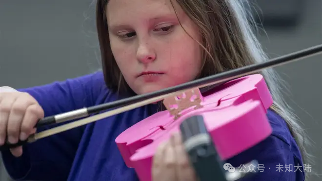 US School Reduces Music Class Costs by 3D Printing Violins for Students